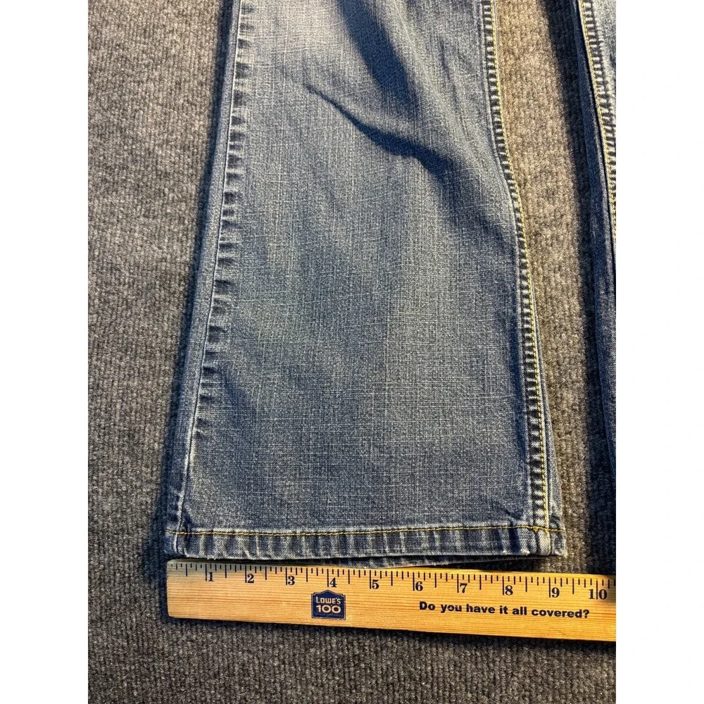 Levi's Jeans‎ Women's 18 Blue Denim Stretch Streetwear Medium Wash Bootcut Leg